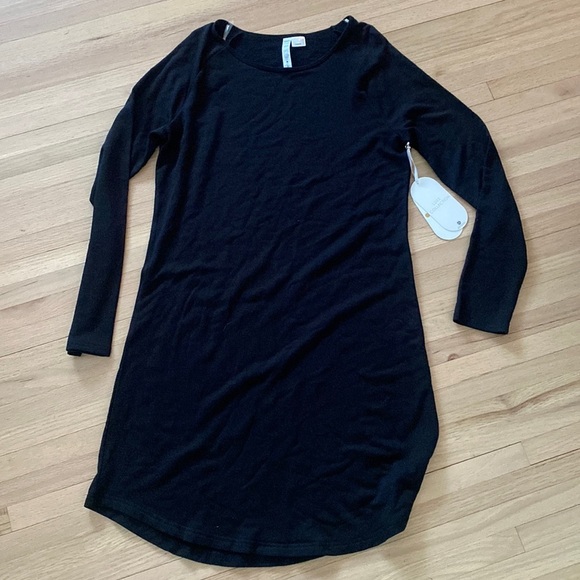 Diadora Long Sleeve Megan Dress - Picture 1 of 7
